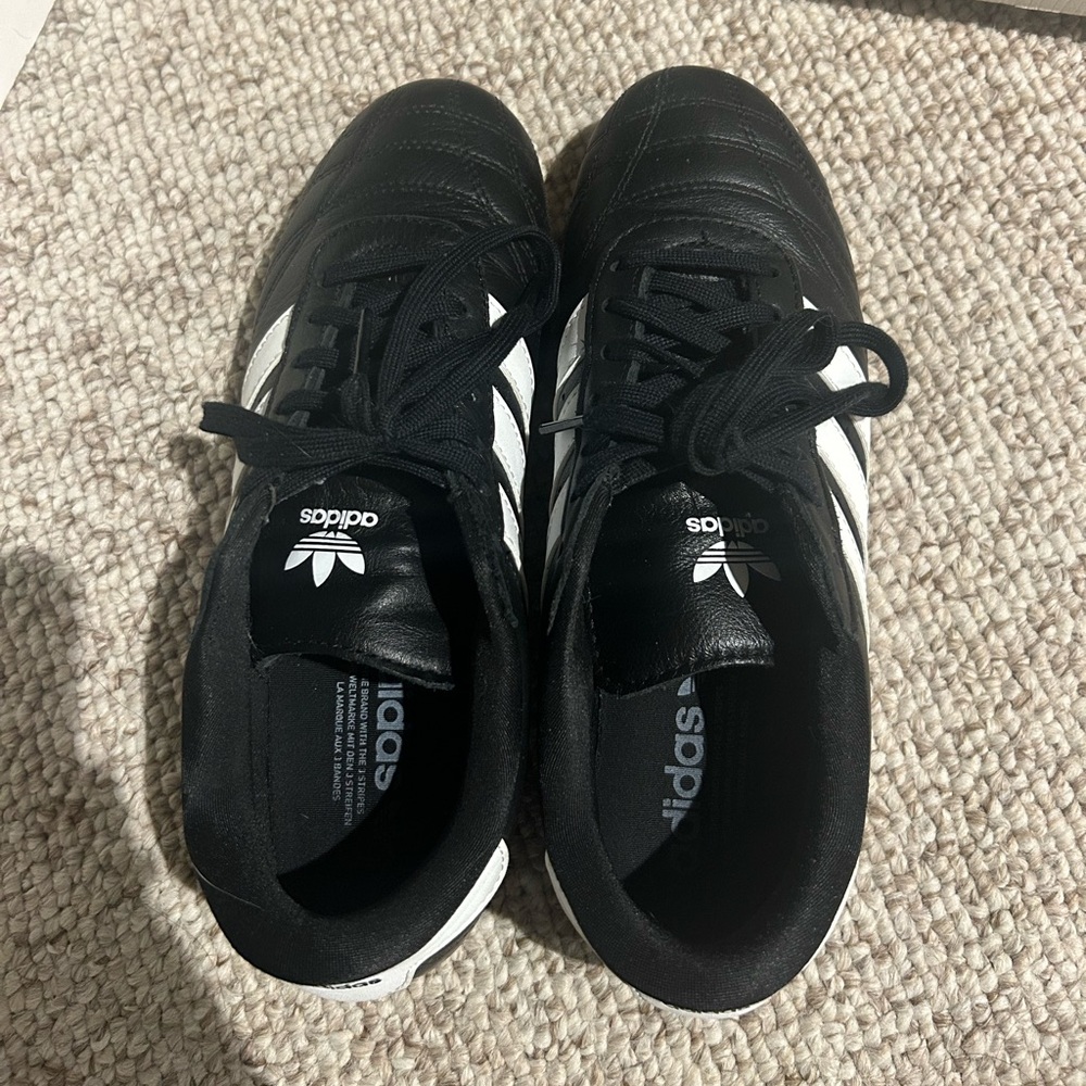Adidas Samba Style Black/White Women’s Sneaker - Picture 4 of 8
